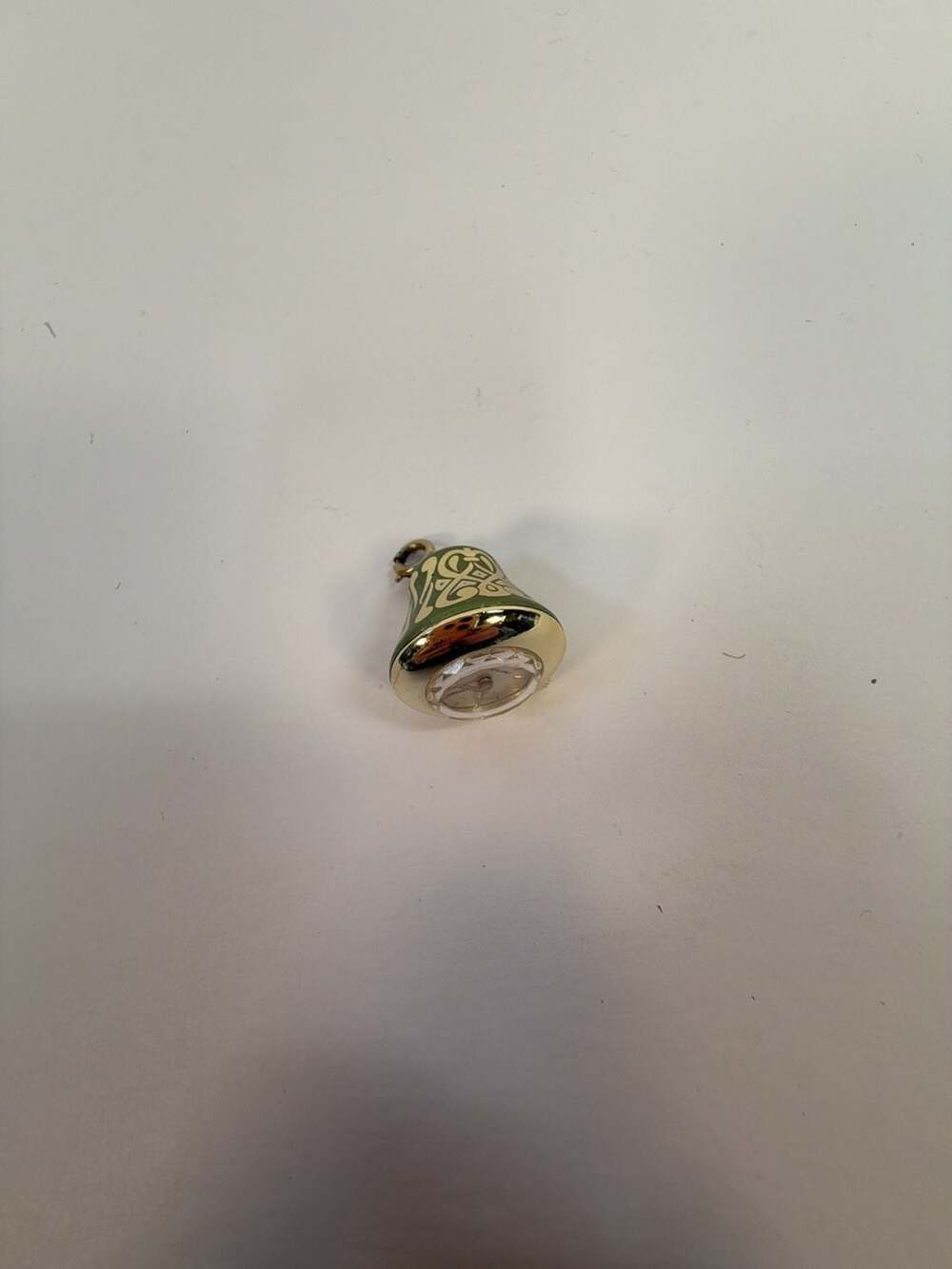 Bercona Vintage Bell Pendant Watch Green Gold Antimagnetic